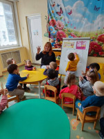 Международный день семьи в первой младшей группе! Международный день семьи в первой младшей группе!.
